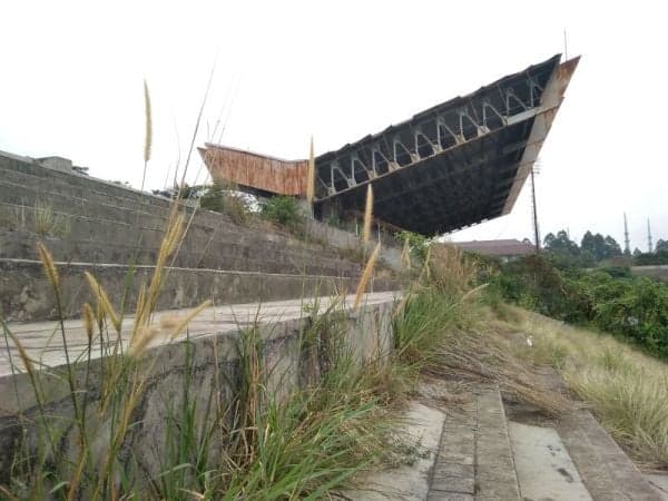 Ini 6 Stadion terburuk di Dunia, Salah Satunya Ada di Indonesia Ini 6 Stadion terburuk di Dunia, Salah Satunya Ada di Indonesia