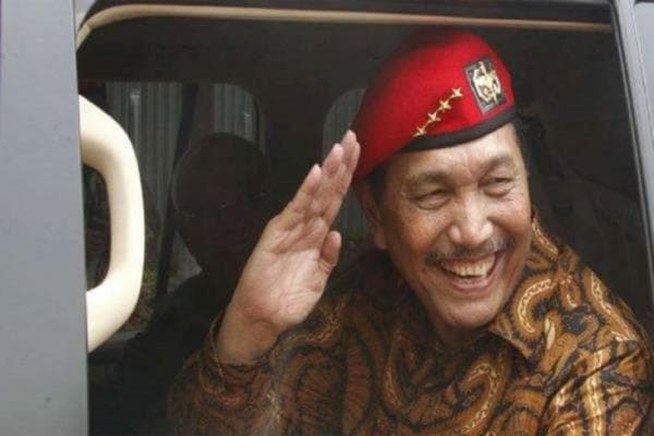 Luhut Binsar Panjaitan Pernah Beri Pangkat Letnan Kolonel Tituler kepada Musisi Senior, Ini Sosoknya Luhut Binsar Panjaitan Pernah Beri Pangkat Letnan Kolonel Tituler kepada Musisi Senior, Ini Sosoknya