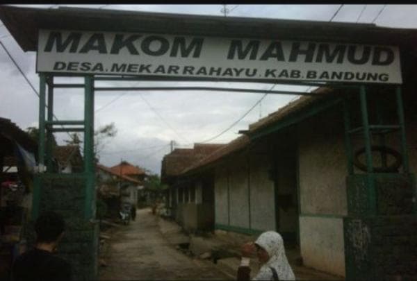 Kisah Syekh Abdul Manaf dan Misteri Kampung Mahmud Serta Larangan Menggali Sumur Kisah Syekh Abdul Manaf dan Misteri Kampung Mahmud Serta Larangan Menggali Sumur