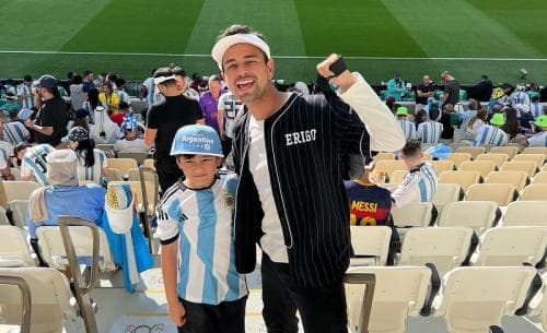 Wow !! Raffi Ahmad Bagikan Foto Rafathar Selfie Bareng Lionel Messi di Stadion Wow !! Raffi Ahmad Bagikan Foto Rafathar Selfie Bareng Lionel Messi di Stadion