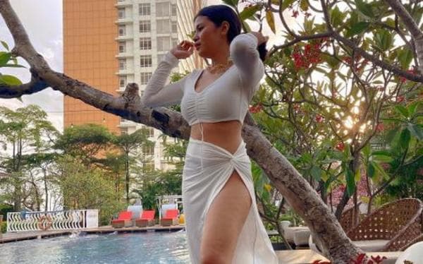 8 Foto Hot Kartika Wijaksana Wanita Seksi Impian Banyak Pria Tapi Cuma Bisa Dimiliki Komedian Uus 8 Foto Hot Kartika Wijaksana Wanita Seksi Impian Banyak Pria Tapi Cuma Bisa Dimiliki Komedian Uus