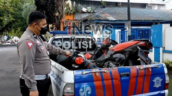 Laka Lantas Pengendara Motor Vario Vs Scoopy di Parepare, Satu Diantaranya Kaki Putus Laka Lantas Pengendara Motor Vario Vs Scoopy di Parepare, Satu Diantaranya Kaki Putus