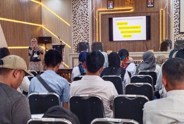 STIE Widyatama Bandung Gelar Pelatihan Pelaporan Keuangan Desa di Limbangan Garut STIE Widyatama Bandung Gelar Pelatihan Pelaporan Keuangan Desa di Limbangan Garut