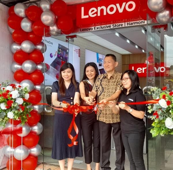 Lenovo Indonesia Perkuat Bisnis Penjualan Melalui Pembukaan Toko Baru di Manado Lenovo Indonesia Perkuat Bisnis Penjualan Melalui Pembukaan Toko Baru di Manado