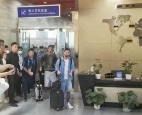 Jurnalis Argentina Ini Klaim Lionel Messi Batal ke Indonesia, Bocorannya Kerap Akurat ! Jurnalis Argentina Ini Klaim Lionel Messi Batal ke Indonesia, Bocorannya Kerap Akurat !