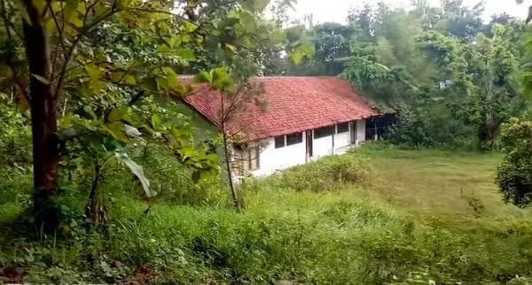 Penampakan Desa Kosong di Gunung Tugel Purwokerto Penampakan Desa Kosong di Gunung Tugel Purwokerto