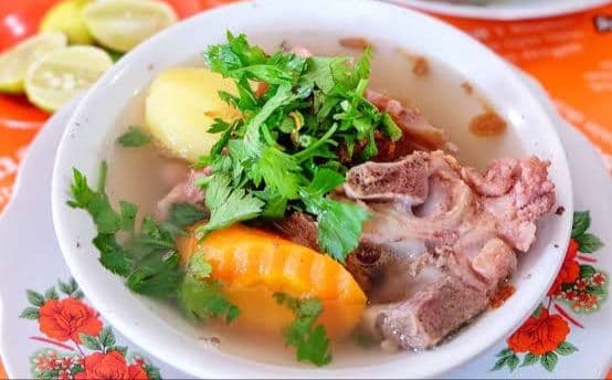 Nikmati Sop Daging Bu Ugik Tawangmangu, Kuliner Legendaris Menggugah Selera Nikmati Sop Daging Bu Ugik Tawangmangu, Kuliner Legendaris Menggugah Selera