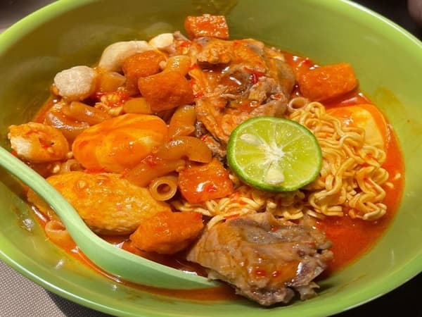 Ini Dia 5 Warung Seblak Terenak dan Populer di Bandung, Gurih-Gurih Enyoy! Ini Dia 5 Warung Seblak Terenak dan Populer di Bandung, Gurih-Gurih Enyoy!