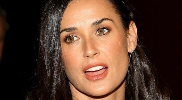 10 Artis Hollywood yang Pernah Hidup Miskin Sebelum Terkenal 10 Artis Hollywood yang Pernah Hidup Miskin Sebelum Terkenal