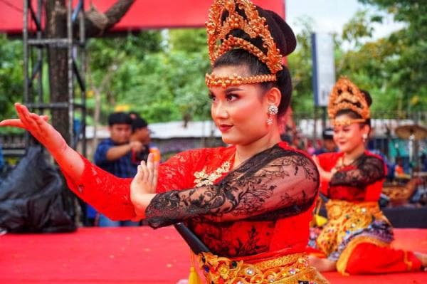 11 Tari di Cilegon yang Masih Lestari, dari Tradisional hingga Tari Kreasi 11 Tari di Cilegon yang Masih Lestari, dari Tradisional hingga Tari Kreasi