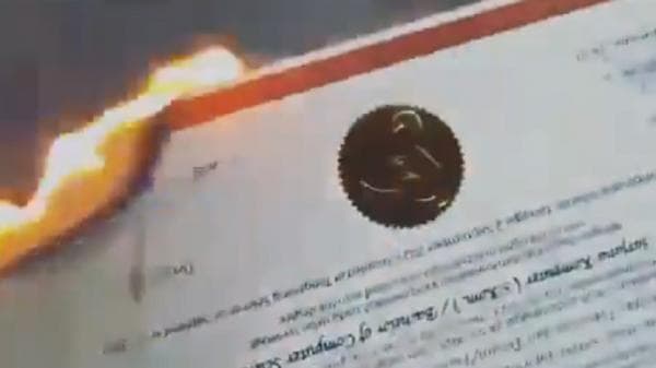 Viral Mantan Bakar Ijazah, Berikut Cara Urus Ijazah yang Rusak Viral Mantan Bakar Ijazah, Berikut Cara Urus Ijazah yang Rusak