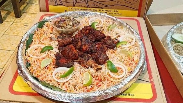 Dari Gudeg hingga Nasi Kebuli, Simak 10 Rekomendasi Kuliner Malam Solo Dari Gudeg hingga Nasi Kebuli, Simak 10 Rekomendasi Kuliner Malam Solo