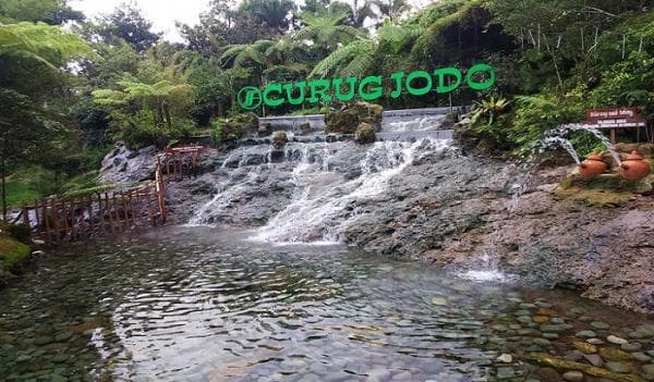 5 Wisata Pemandian Air Panas di Bandung, Cocok untuk Hangatkan Tubuh saat Musim Hujan 5 Wisata Pemandian Air Panas di Bandung, Cocok untuk Hangatkan Tubuh saat Musim Hujan
