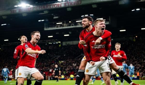 Hasil Bola Tadi Malam: Man United Akhirnya Raih Kemenangan, Liverpool Rebut Puncak Klasemen Hasil Bola Tadi Malam: Man United Akhirnya Raih Kemenangan, Liverpool Rebut Puncak Klasemen