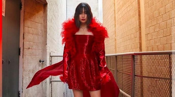 Lirik Lagu Milk Teeth - NIKI dan Terjemahan, Pengalaman Cinta dan Patah Hati Masa Remaja Lirik Lagu Milk Teeth - NIKI dan Terjemahan, Pengalaman Cinta dan Patah Hati Masa Remaja