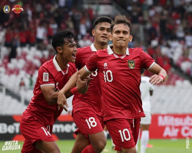 Hasil Piala AFF 2022: Dominasi Permainan, Timnas Indonesia Unggul 2-1 atas Kamboja di Babak Pertama Hasil Piala AFF 2022: Dominasi Permainan, Timnas Indonesia Unggul 2-1 atas Kamboja di Babak Pertama