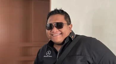 Rian Mahendra Bertemu Orang Mercedes-Benz, Pesan 8 Unit Netizen Heboh Bangun PO Bus Baru? Rian Mahendra Bertemu Orang Mercedes-Benz, Pesan 8 Unit Netizen Heboh Bangun PO Bus Baru?