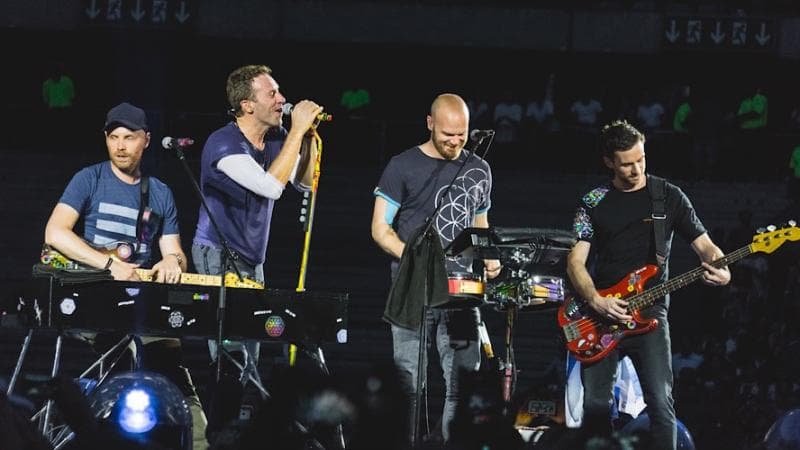Makna Lagu Everglow - Coldplay, Lengkap dengan Liriknya Makna Lagu Everglow - Coldplay, Lengkap dengan Liriknya