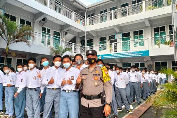 Daftar 10 SMA Swasta Terbaik di Jogja Versi LTMPT Daftar 10 SMA Swasta Terbaik di Jogja Versi LTMPT