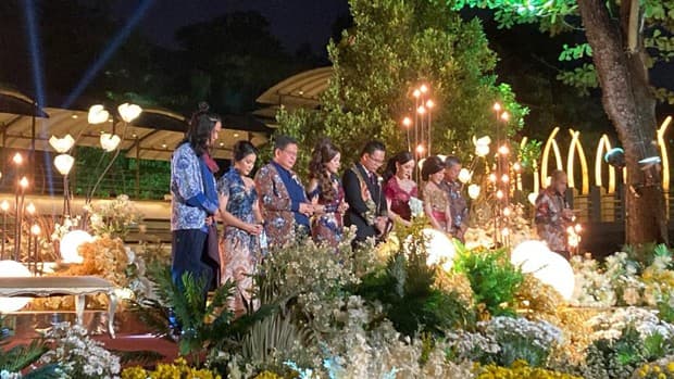 Viral Pernikahan di Kebun Binatang Gembira Loka, Manajemen: Perlu Waktu 3 Bulan Mempersiapkannya Viral Pernikahan di Kebun Binatang Gembira Loka, Manajemen: Perlu Waktu 3 Bulan Mempersiapkannya