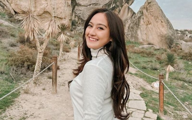 Profil dan Biodata Salshabilla Adriani, Artis Penuh Talenta yang Memulai Karier sejak Belia Profil dan Biodata Salshabilla Adriani, Artis Penuh Talenta yang Memulai Karier sejak Belia