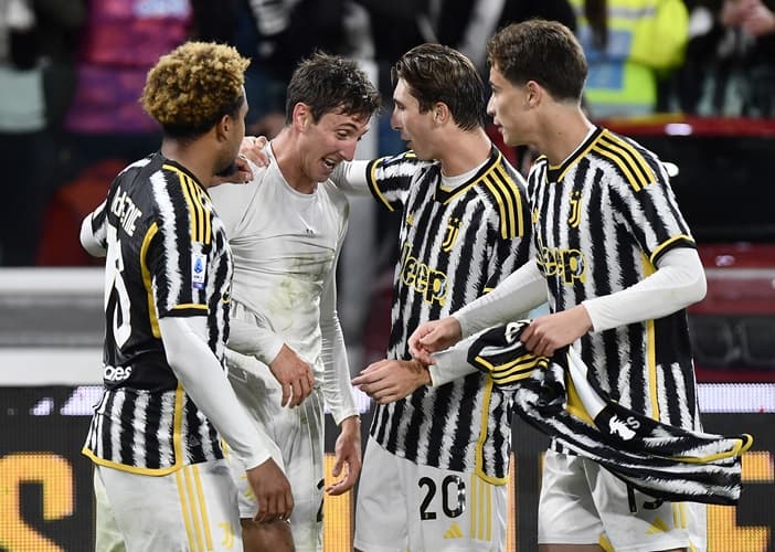 Hasil Lengkap Liga Italia Semalam: Juventus ke Puncak Klasemen usai Menang Vs Hellas Verona Hasil Lengkap Liga Italia Semalam: Juventus ke Puncak Klasemen usai Menang Vs Hellas Verona