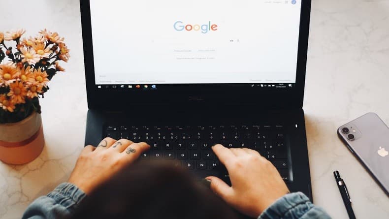 Cara Cek Jumlah Perangkat yang Terhubung di Akun Google dan Logout Device Mencurigakan Cara Cek Jumlah Perangkat yang Terhubung di Akun Google dan Logout Device Mencurigakan