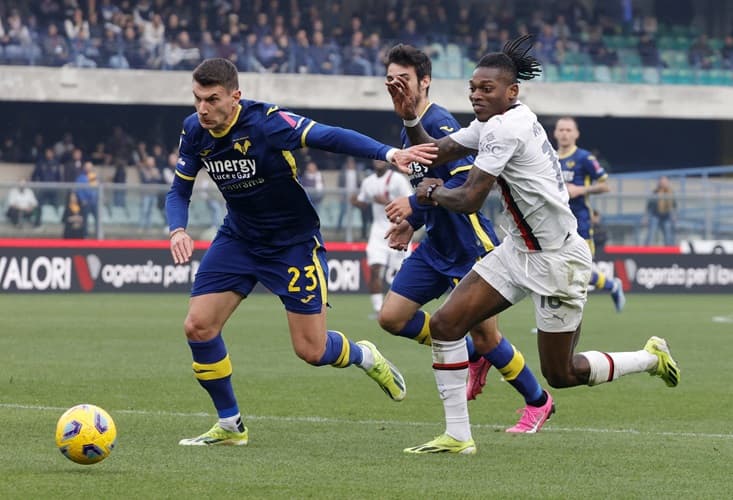 Hasil Hellas Verona Vs AC Milan: Menang, Rossoneri Naik ke Peringkat 2