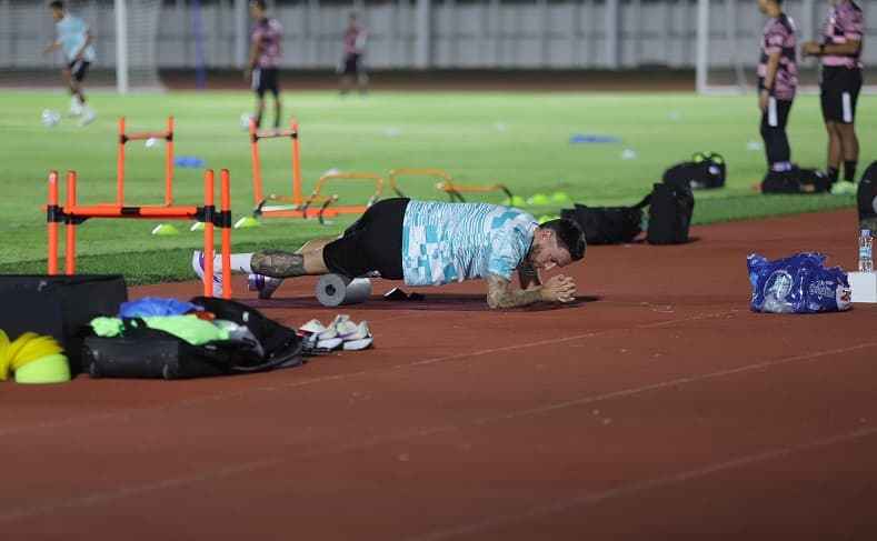 Marc Klok Latihan Terpisah Jelang Indonesia Vs Vietnam, Ini Penyebabnya Marc Klok Latihan Terpisah Jelang Indonesia Vs Vietnam, Ini Penyebabnya