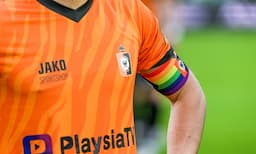 Klub Marselino Ferdinan KMSK Deinze Dukung LGBT, Pakai Ban Kapten Pelangi Vs Lommel