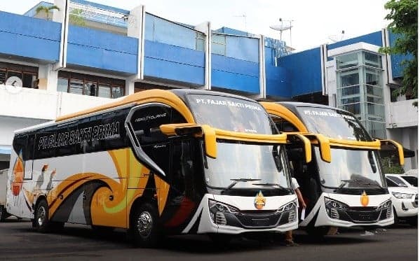 Karoseri New Armada Rilis 2 Bus Mewah Skylander R22, Siapa yang Pesan? Karoseri New Armada Rilis 2 Bus Mewah Skylander R22, Siapa yang Pesan?
