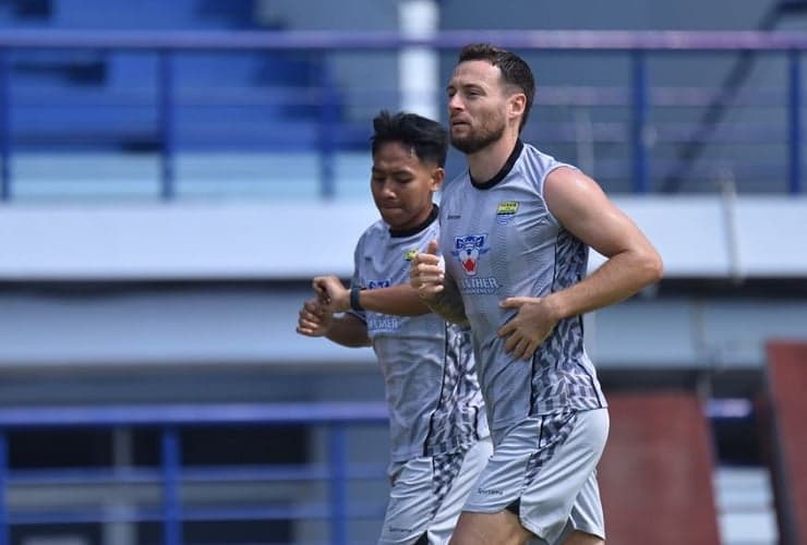 Marc Klok Punya Misi Khusus Saat Persib Vs PSM Marc Klok Punya Misi Khusus Saat Persib Vs PSM