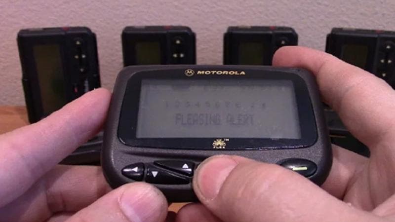 Mengenal Pager, Alat Komunikasi Hizbullah yang Meledak hingga Telan Korban Jiwa Mengenal Pager, Alat Komunikasi Hizbullah yang Meledak hingga Telan Korban Jiwa