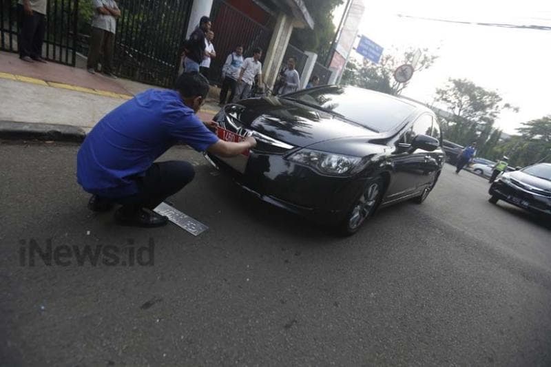 Cara Cek Pemilik Kendaraan dari Plat Nomor, Yuk Simak! Cara Cek Pemilik Kendaraan dari Plat Nomor, Yuk Simak!