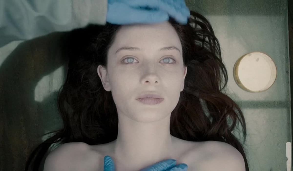 Sinopsis Film The Autopsy of Jane Doe, Misteri dan Horor di Tengah Autopsi Sinopsis Film The Autopsy of Jane Doe, Misteri dan Horor di Tengah Autopsi