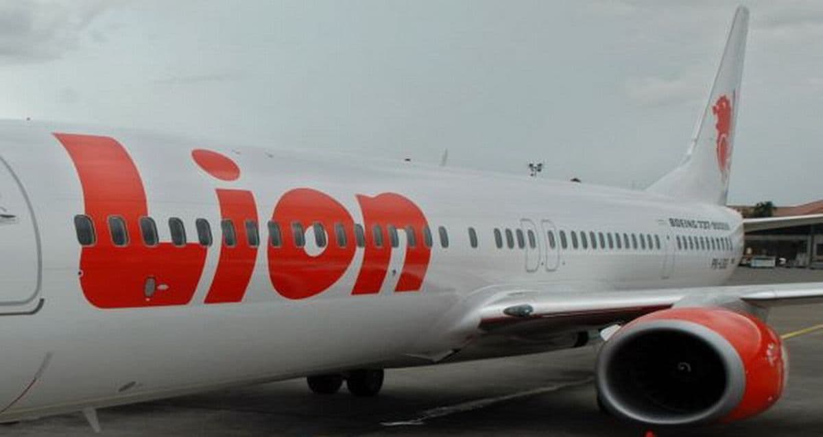 Alami Lendutan, Pesawat Lion Air Gagal Terbang Penumpang Dievakuasi di Jambi Alami Lendutan, Pesawat Lion Air Gagal Terbang Penumpang Dievakuasi di Jambi