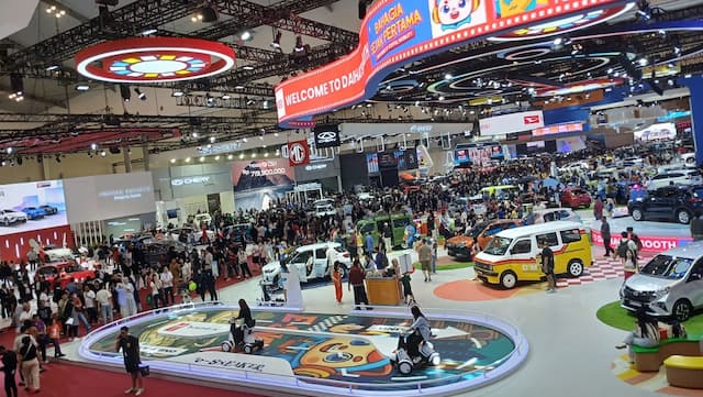 Insentif Dihentikan, Penjualan Mobil Listrik Tahun Depan Akan Merosot Insentif Dihentikan, Penjualan Mobil Listrik Tahun Depan Akan Merosot