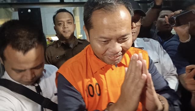 Isi Garasi Kasi Datun Kejari HSU yang Kabur dan Tabrak Petugas KPK saat OTT Isi Garasi Kasi Datun Kejari HSU yang Kabur dan Tabrak Petugas KPK saat OTT