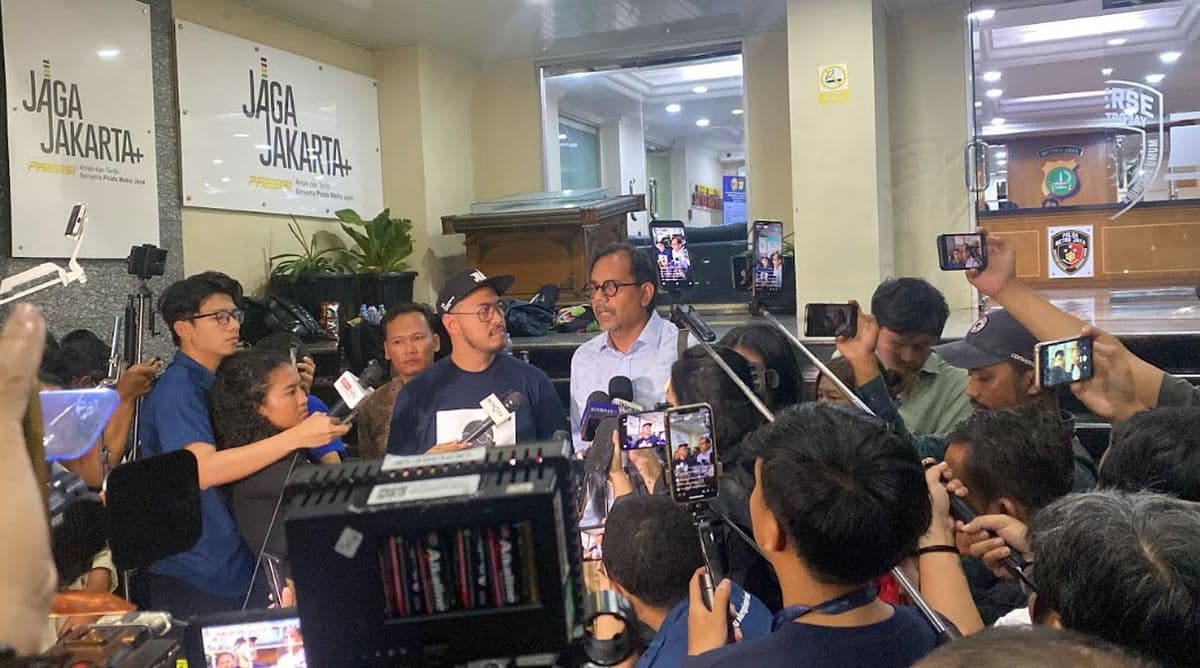 Haris Azhar Dorong Kasus Dugaan Penistaan Agama Pandji Diselesaikan Secara Restoratif Haris Azhar Dorong Kasus Dugaan Penistaan Agama Pandji Diselesaikan Secara Restoratif