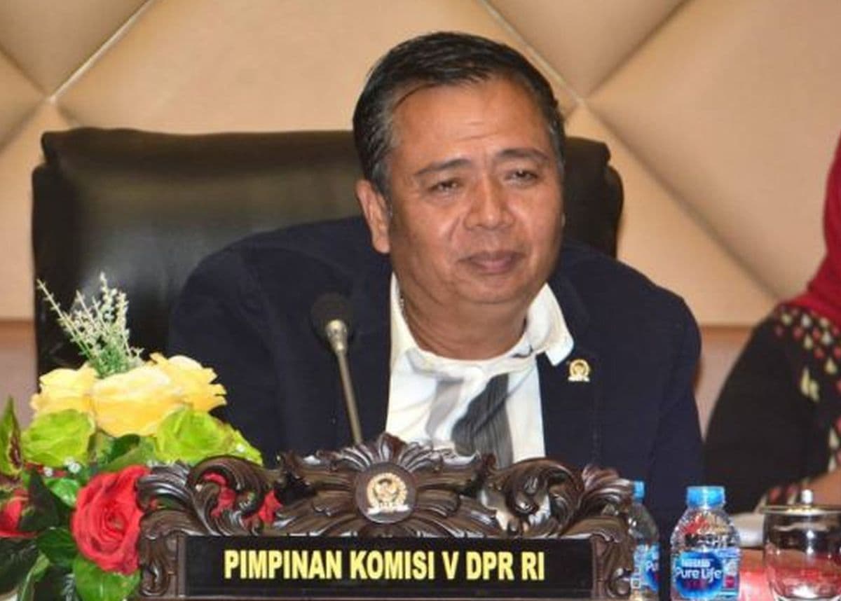 Bantah Dukung Mendes Soal Penutupan Minimarket, Ketua Komisi V DPR: Hoaks! Bantah Dukung Mendes Soal Penutupan Minimarket, Ketua Komisi V DPR: Hoaks!