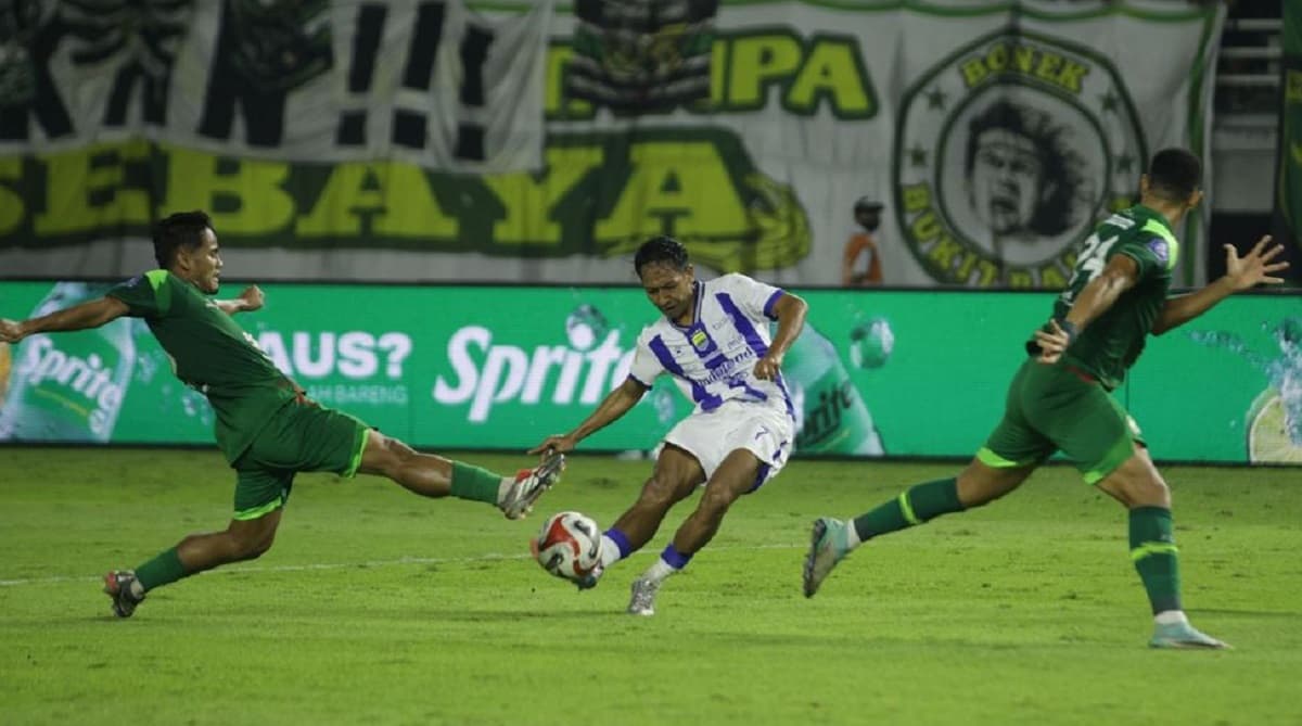 Penyebab Persib Bandung Diizinkan Ganti 6 Pemain saat Ditahan Persebaya Surabaya 2-2 di Super League 2025-2026 Penyebab Persib Bandung Diizinkan Ganti 6 Pemain saat Ditahan Persebaya Surabaya 2-2 di Super League 2025-2026