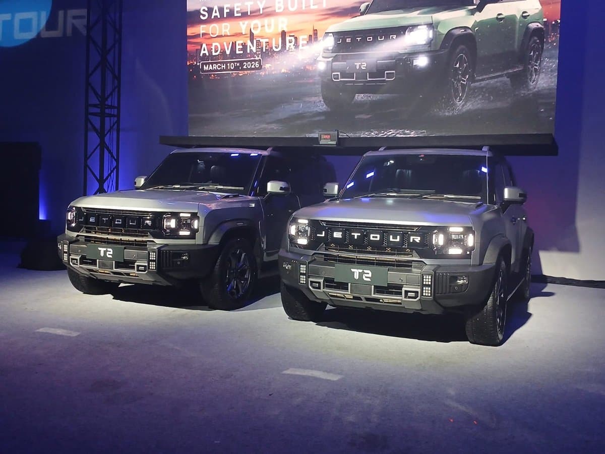 Jetour T2 Pamer Kekuatan Struktur, Sanggup Tahan Beban hingga 350 Kg Jetour T2 Pamer Kekuatan Struktur, Sanggup Tahan Beban hingga 350 Kg