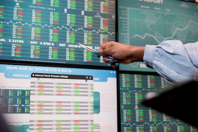 Wall Street Ditutup Bervariasi, Investor Waspadai Perang AS-Israel vs Iran Wall Street Ditutup Bervariasi, Investor Waspadai Perang AS-Israel vs Iran