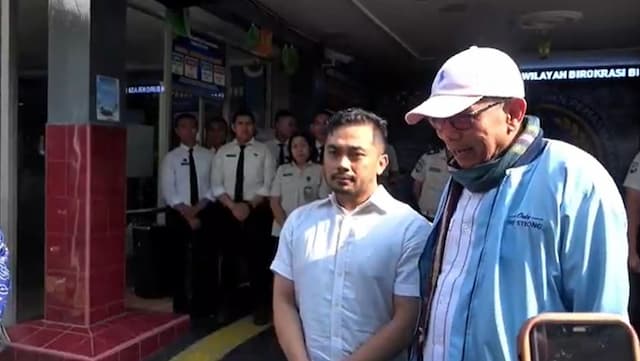 Komisi III DPR Bawa Amsal Sitepu Sebelum Jaksa Datang Tuai Sorotan Komisi III DPR Bawa Amsal Sitepu Sebelum Jaksa Datang Tuai Sorotan