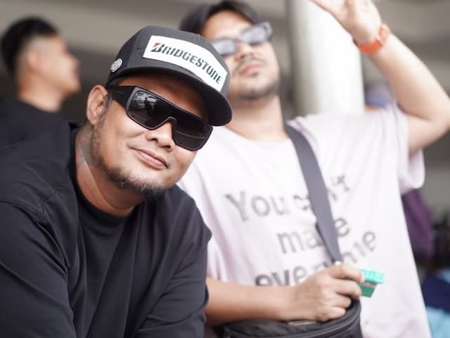 Virgoun Diperiksa Bareskrim Polri terkait Kasus Illegal Access Inara Rusli Virgoun Diperiksa Bareskrim Polri terkait Kasus Illegal Access Inara Rusli