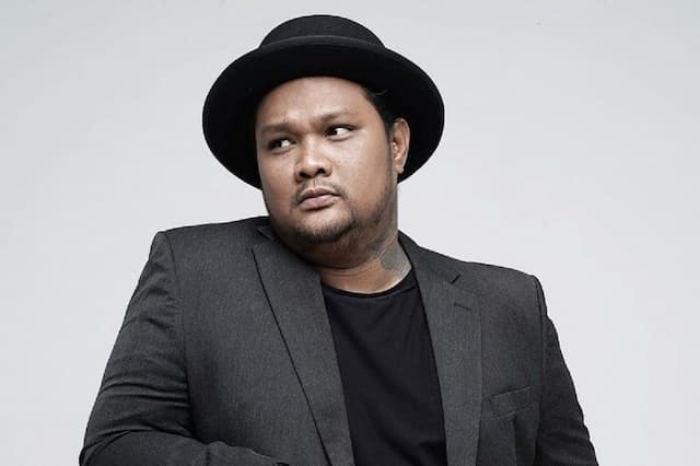 Virgoun Penuhi Panggilan Bareskrim soal Illegal Acces Inara Rusli, Polisi: Diperiksa Sebagai Saksi Virgoun Penuhi Panggilan Bareskrim soal Illegal Acces Inara Rusli, Polisi: Diperiksa Sebagai Saksi