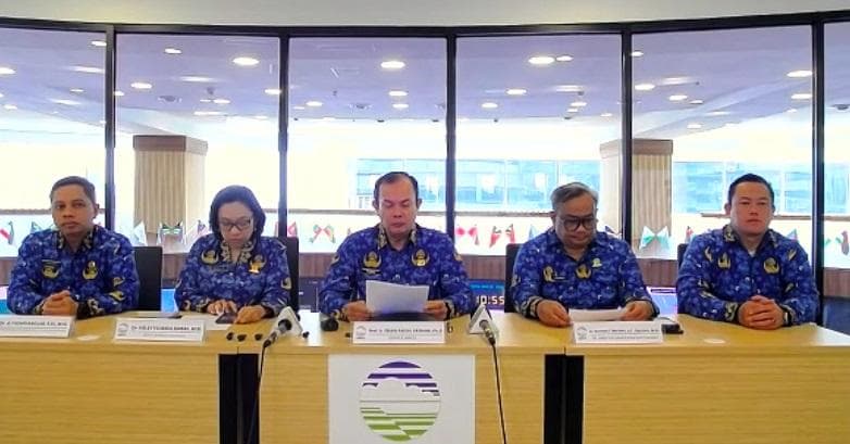 BMKG Catat 48 Gempa Susulan Usai Gempa Besar M7,6 di Sulut BMKG Catat 48 Gempa Susulan Usai Gempa Besar M7,6 di Sulut