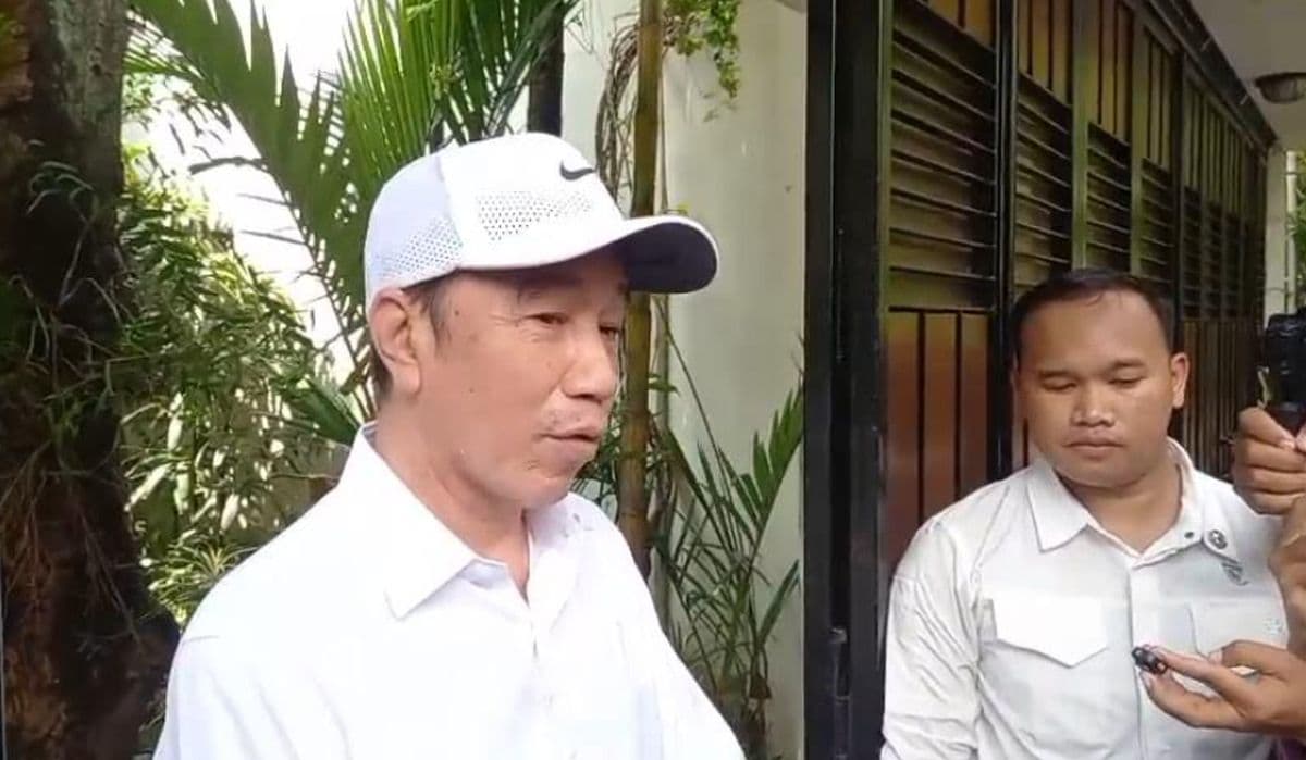 Jokowi Buka Suara soal Isu Puan hingga AHY Diduga Terlibat di Kasus Ijazah Palsu Jokowi Buka Suara soal Isu Puan hingga AHY Diduga Terlibat di Kasus Ijazah Palsu