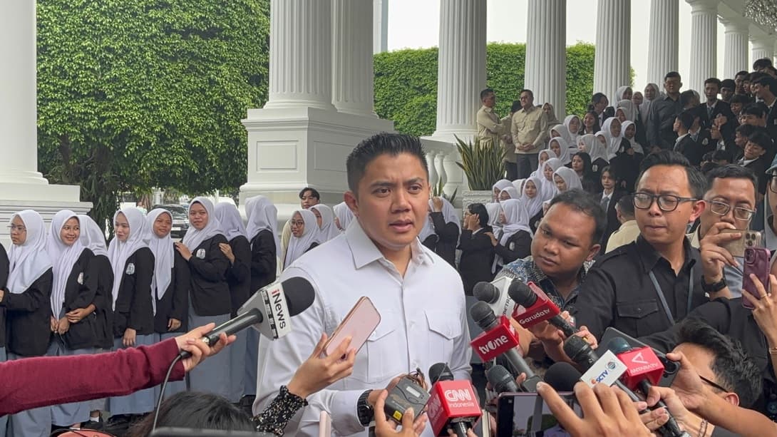 Reaksi Seskab Teddy soal Kritik Keras Saiful Mujani ke Prabowo Reaksi Seskab Teddy soal Kritik Keras Saiful Mujani ke Prabowo