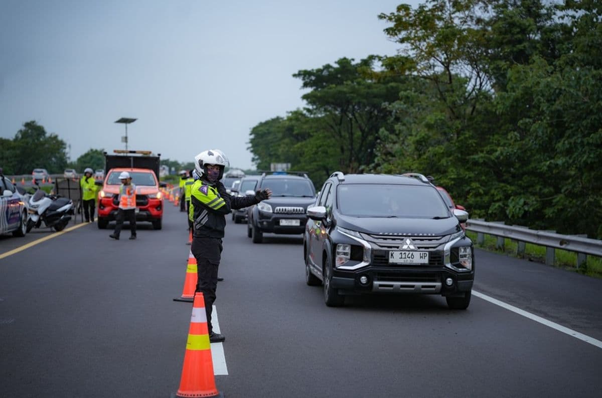 Mudik Lebaran Aman, Kepercayaan Publik ke Polri Meroket Masuk 4 Besar Mudik Lebaran Aman, Kepercayaan Publik ke Polri Meroket Masuk 4 Besar